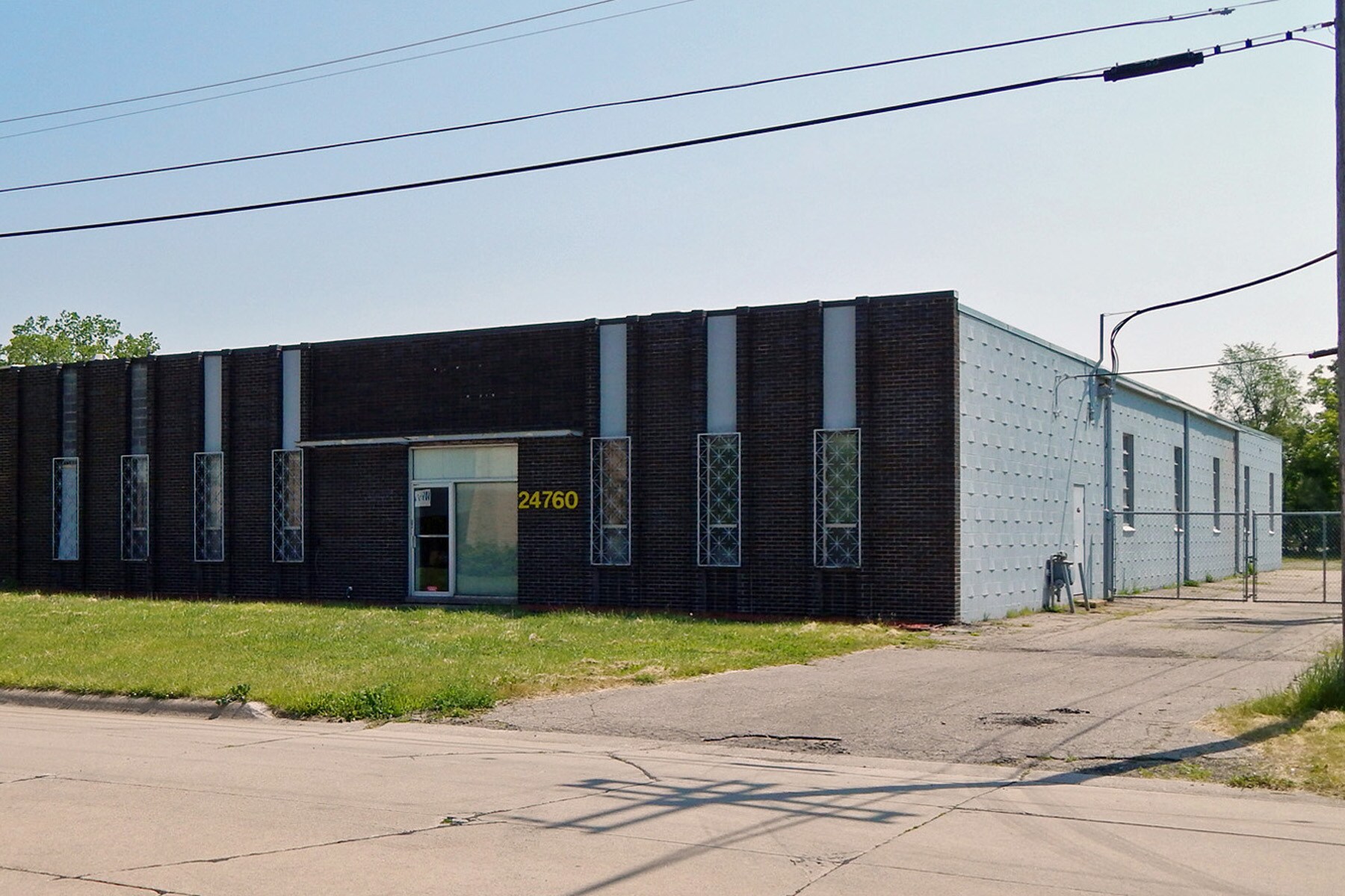 24760 Romano St, Warren, MI for sale Primary Photo- Image 1 of 1