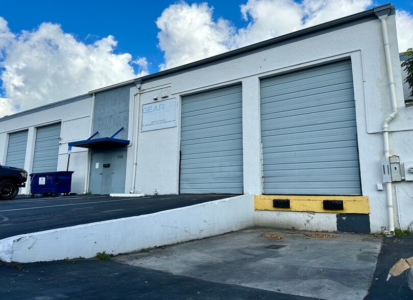 6146-6188 NW 74th Ave, Miami, FL for lease - Building Photo - Image 2 of 8