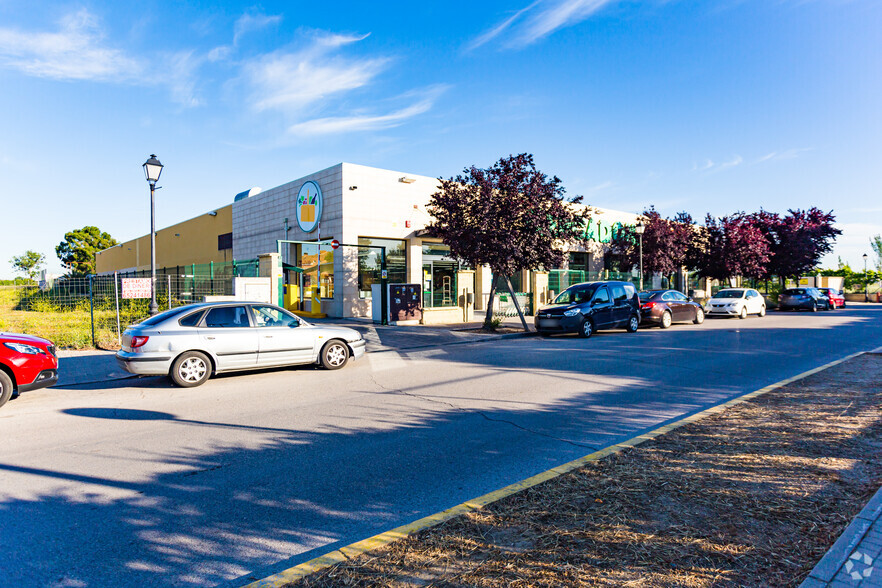 Retail in Griñón, MAD for lease - Primary Photo - Image 1 of 1