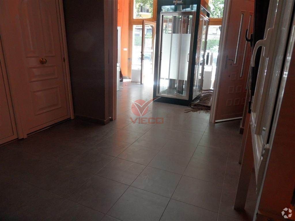 Retail in Cuenca, Cuenca for lease Interior Photo- Image 1 of 2