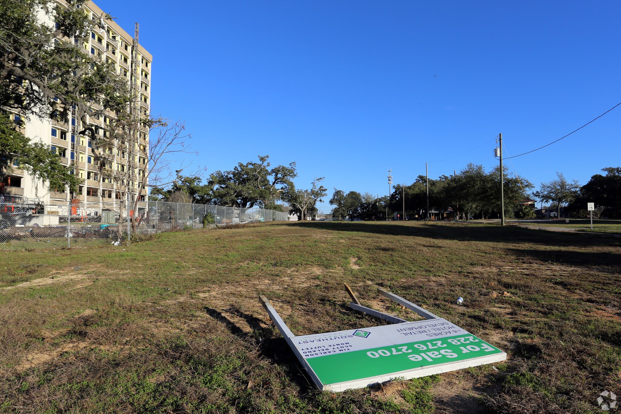 662 Beach Blvd, Biloxi, MS for sale Primary Photo- Image 1 of 1