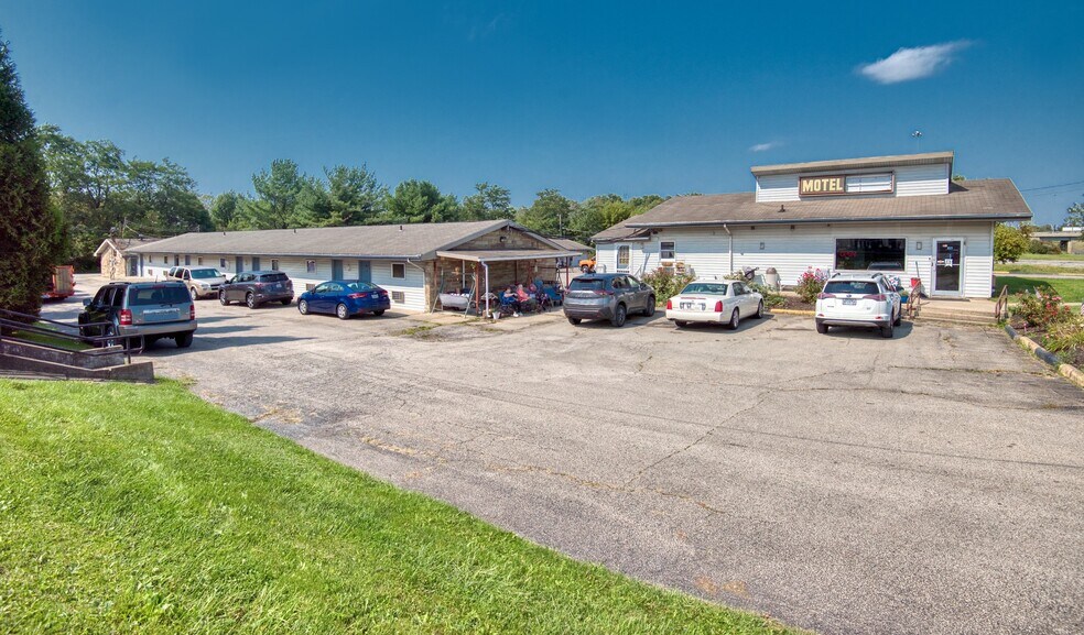 10650 Market St, North Lima, OH 44452