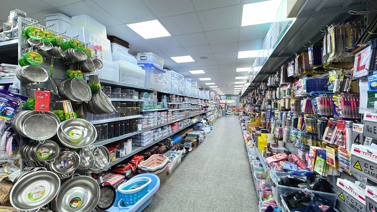 3-83 High St, Hounslow for lease Interior Photo- Image 1 of 3