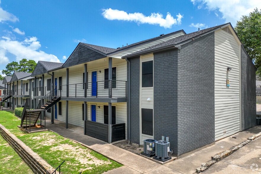 3400 Varsity Dr, Tyler, TX for sale - Primary Photo - Image 1 of 1