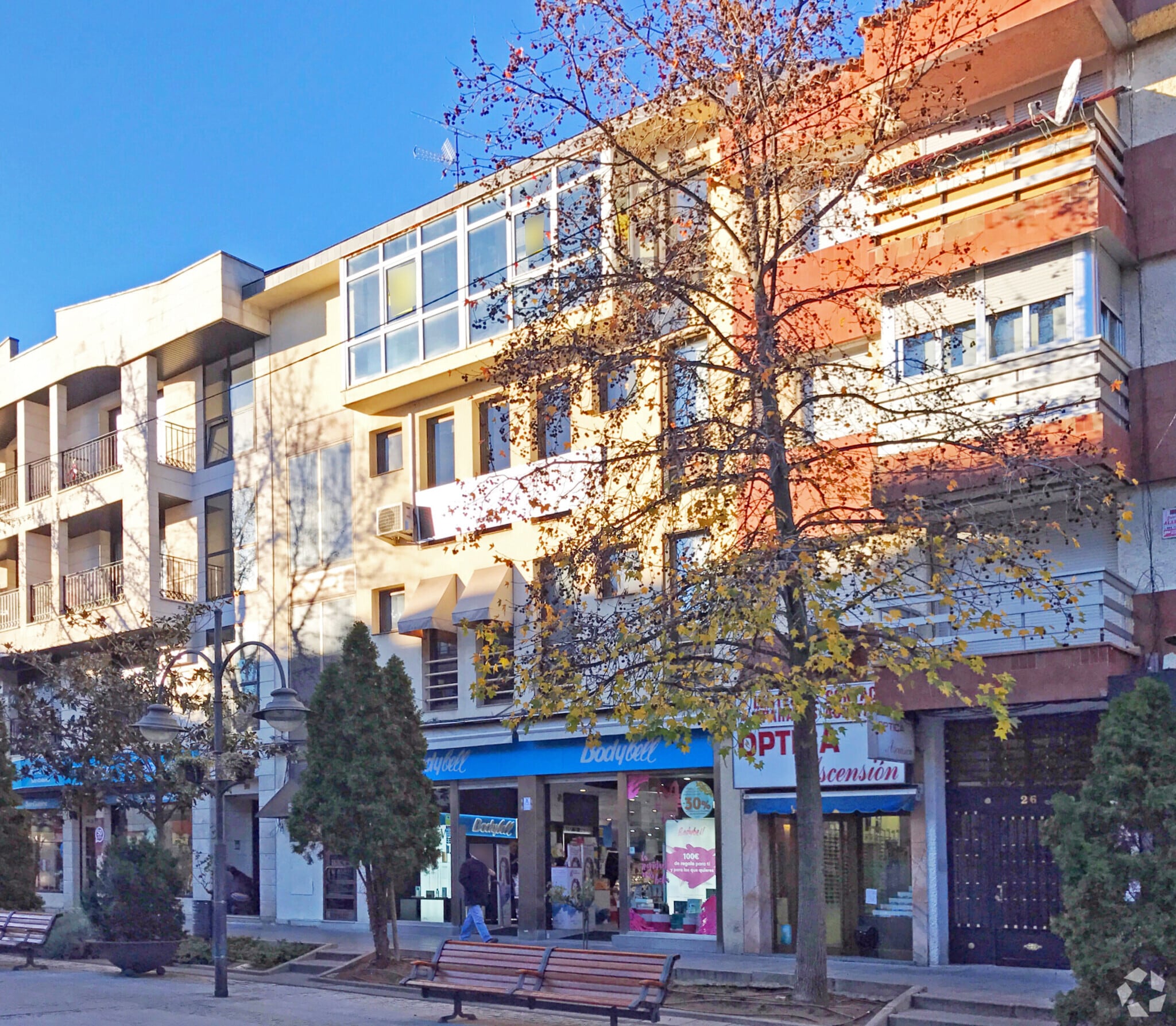 Calle Gran Vía, 28, Majadahonda, Madrid for lease Primary Photo- Image 1 of 3