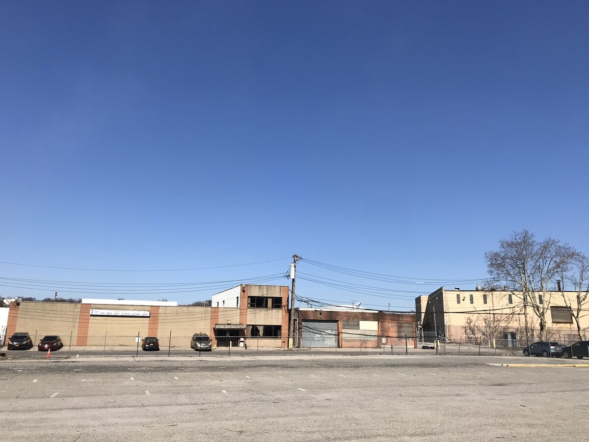 57 Canal Rd, Pelham Manor, NY 10803 57 Canal Rd