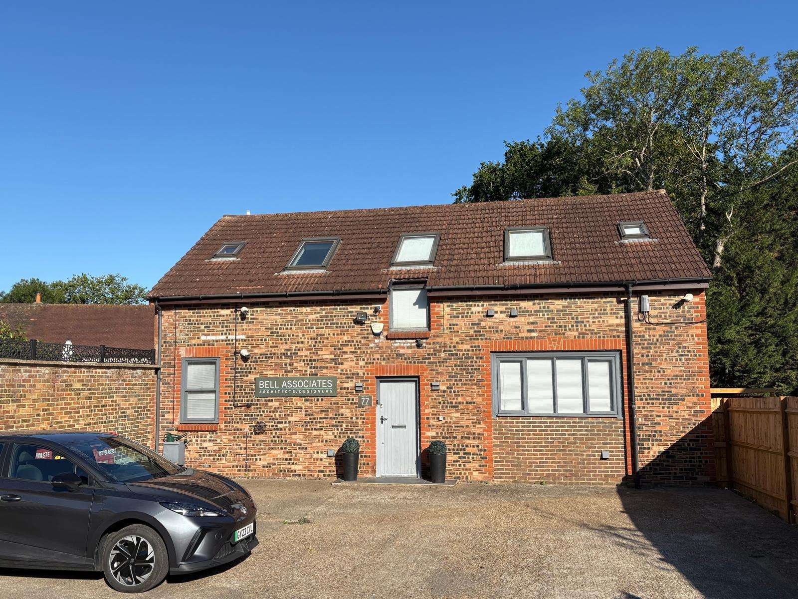 77 Farleigh Rd, Warlingham for lease Building Photo- Image 1 of 2