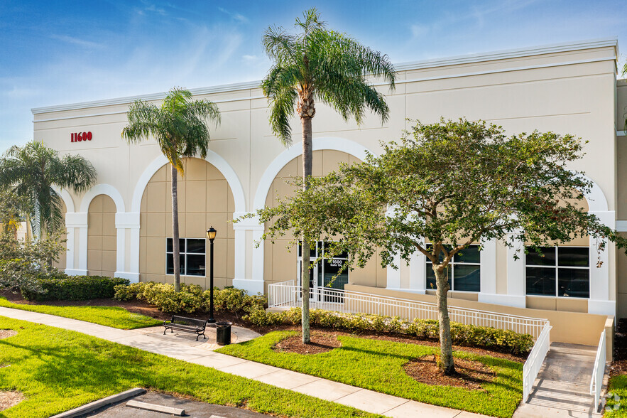 11600 Miramar Pky, Miramar, FL for sale - Building Photo - Image 1 of 1