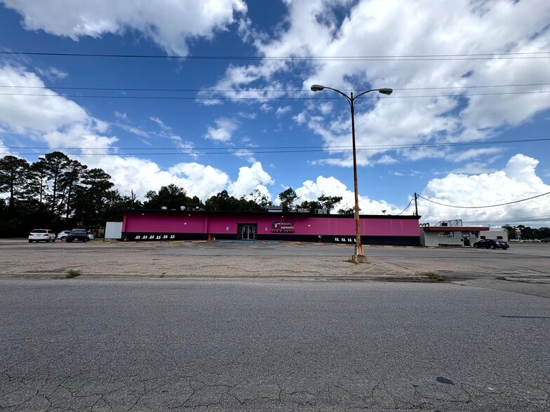 4180 Pinkston St, Beaumont, TX for sale - Building Photo - Image 3 of 31