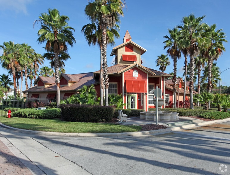 2250 N Hoagland Blvd, Kissimmee, FL for sale - Building Photo - Image 2 of 9