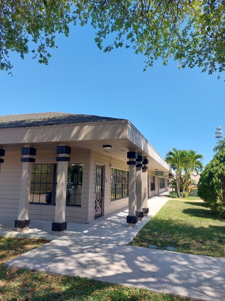 5341 W Atlantic Ave, Delray Beach, FL for sale - Building Photo - Image 1 of 1