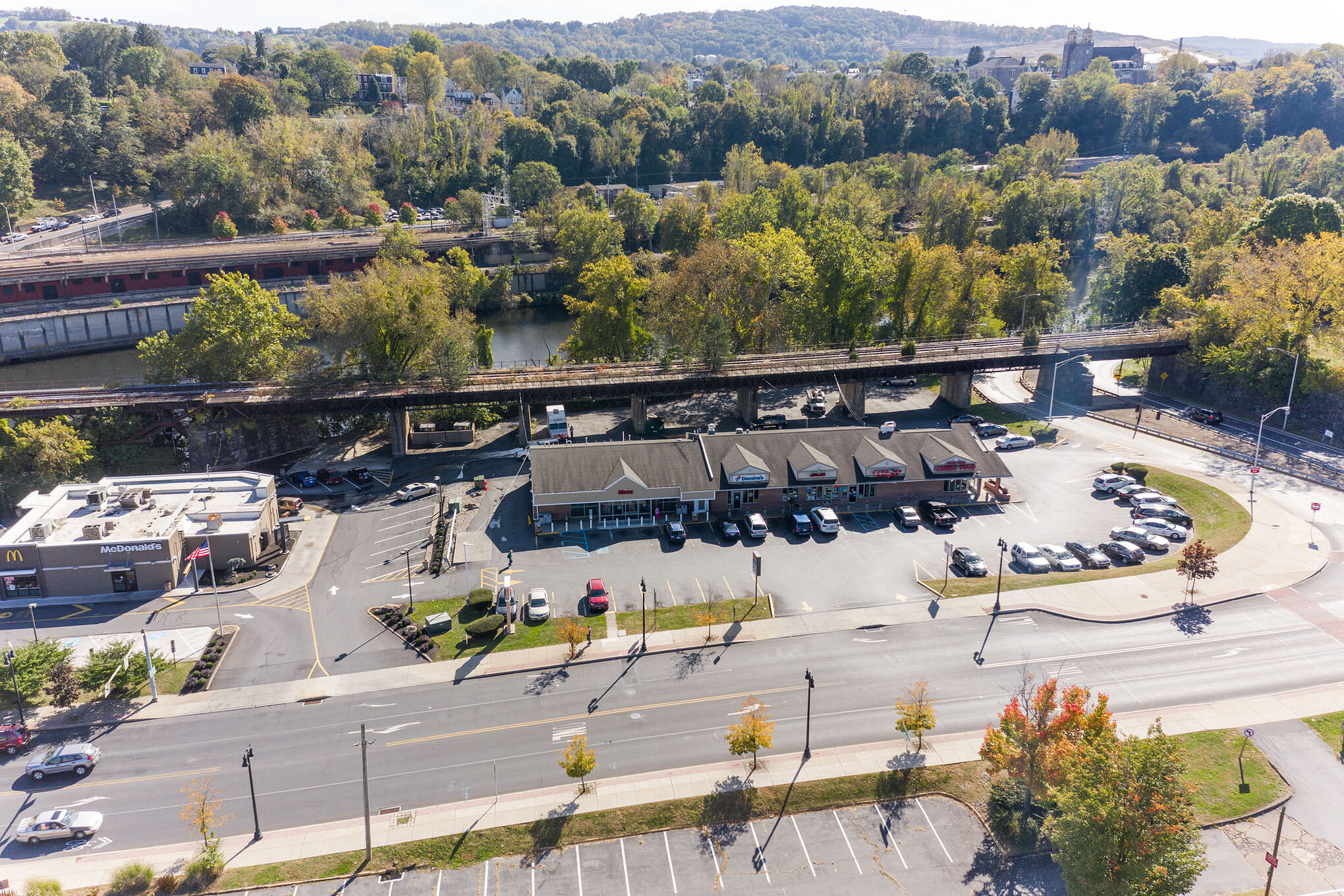 390 Larry Holmes Dr, Easton, PA 18042 - Restaurant Space For Lease ...