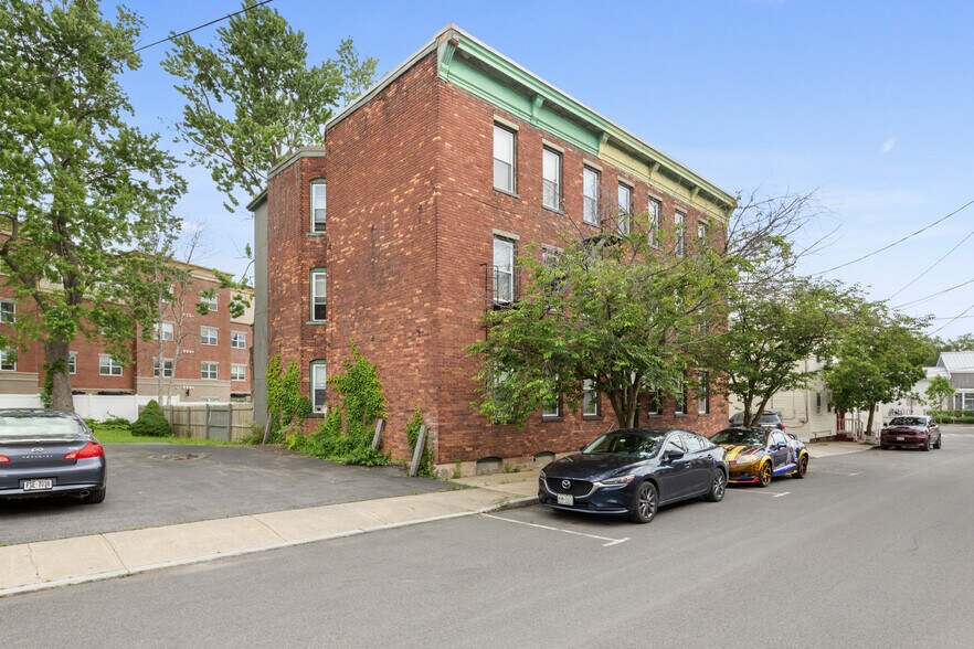23 Monroe St, Schenectady, NY for sale - Building Photo - Image 2 of 17