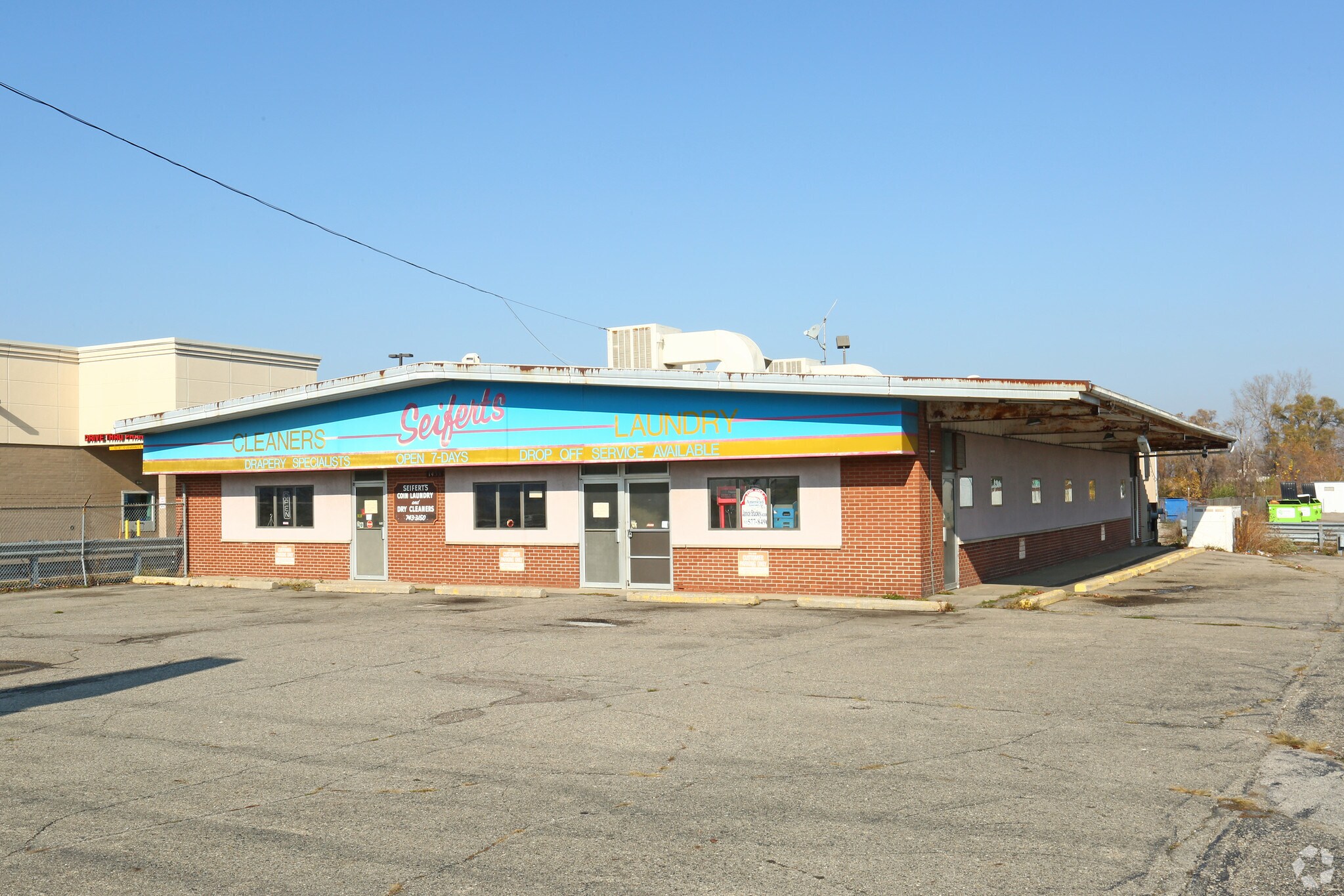 1431-1435 E Atherton Rd, Flint, MI for sale Primary Photo- Image 1 of 1