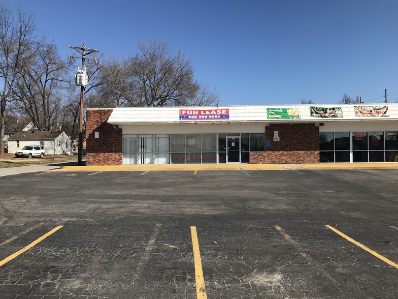 127 E Osage St, Pacific, MO, 63069 Restaurant Property For Lease on