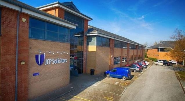 Clos Llyn Cwm, Swansea for sale - Primary Photo - Image 1 of 1