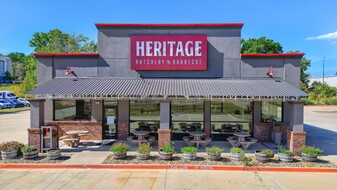 211 N US Highway 75, Denison TX - Drive Through Restaurant