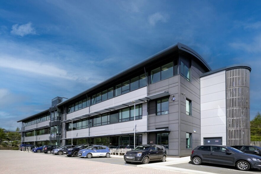 Emperor Way, Exeter for lease - Building Photo - Image 1 of 6