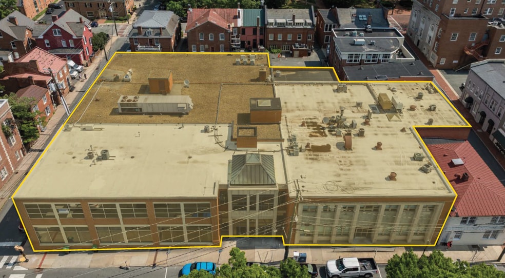 401 E Market St, Charlottesville, VA for sale - Building Photo - Image 1 of 21