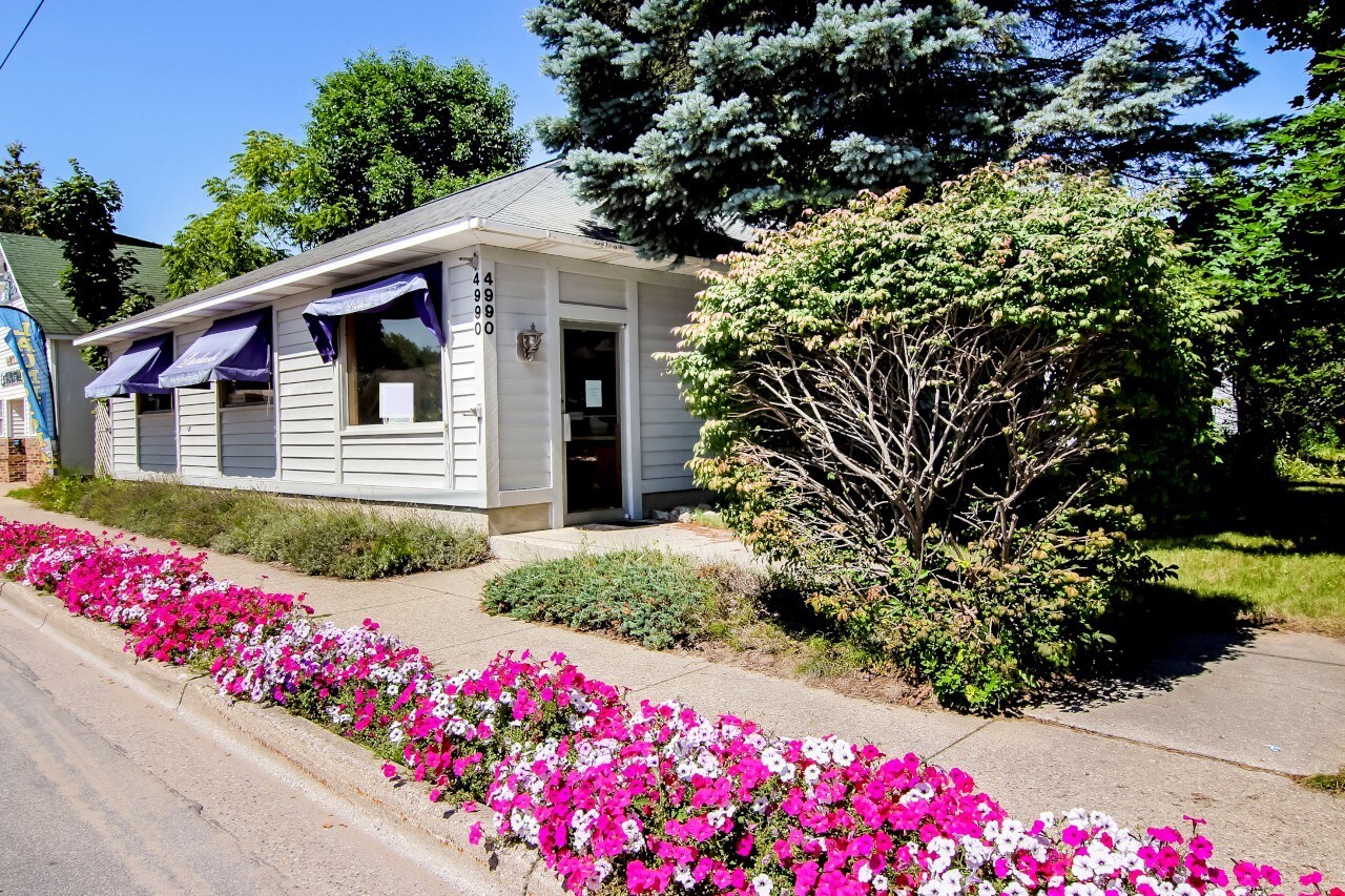 4990 Main St, Onekama, MI for sale Building Photo- Image 1 of 1