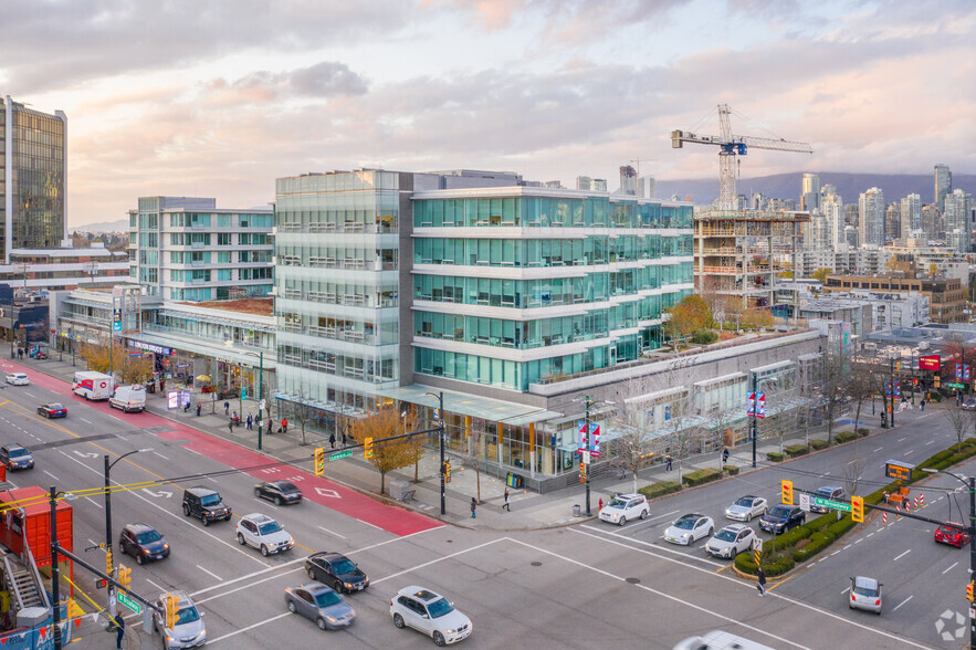 507 Broadway E, Vancouver, BC for lease - Primary Photo - Image 1 of 8