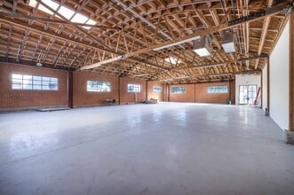 4301 W Jefferson Blvd, Los Angeles, CA for lease Interior Photo- Image 2 of 6