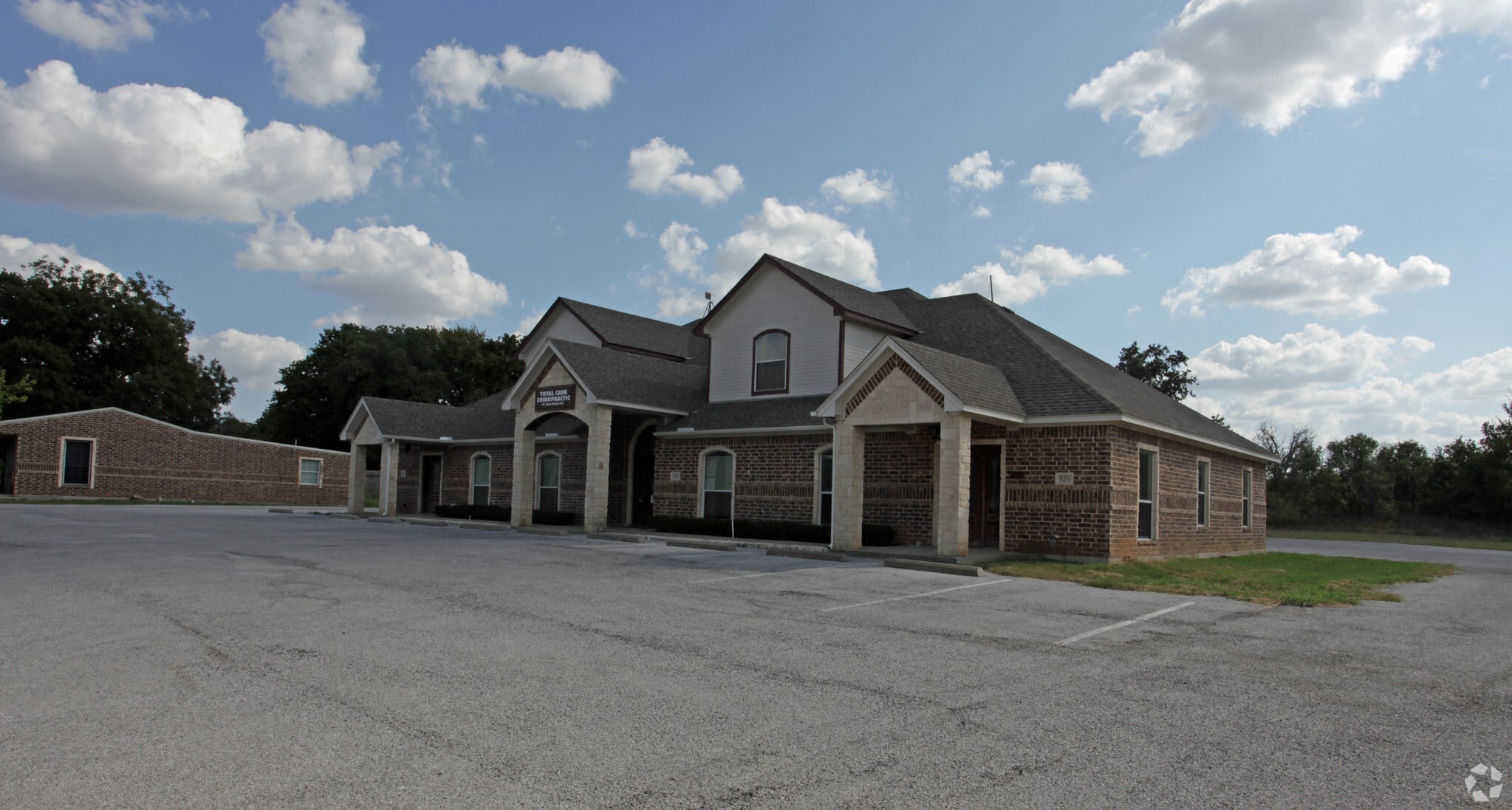 920 E Highway 199, Springtown, TX for sale Primary Photo- Image 1 of 1