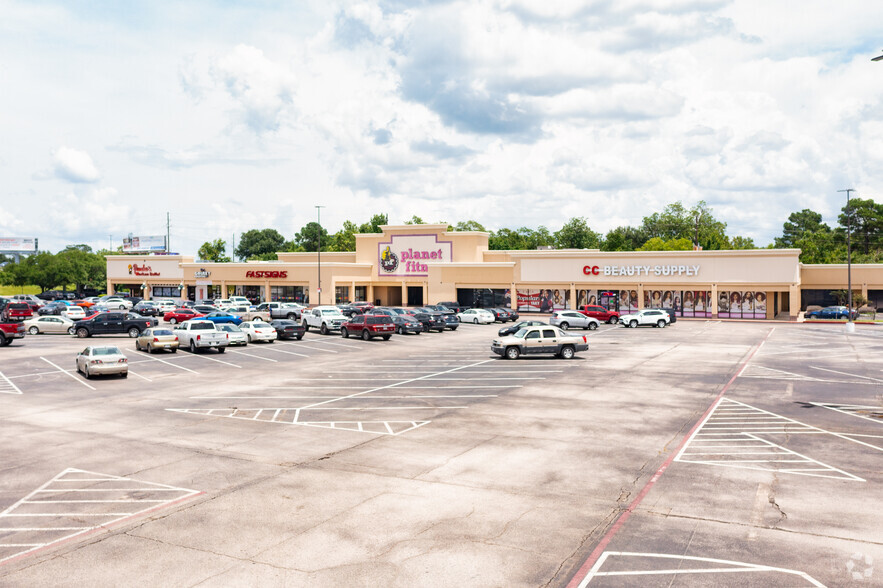 122-262 E FM 1960 Byp, Humble, TX for lease - Building Photo - Image 3 of 6