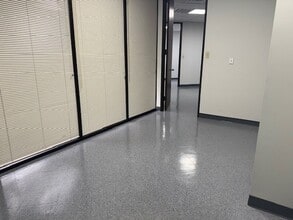 9810 FM 1960 Bypass Rd W, Humble, TX for lease Interior Photo- Image 2 of 4