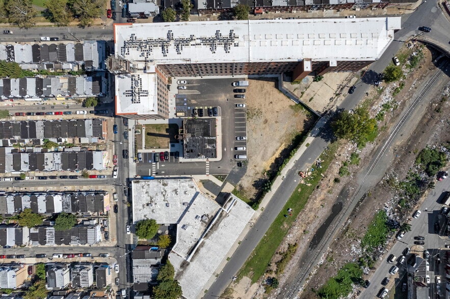 124 E Indiana Ave, Philadelphia, PA for lease - Building Photo - Image 2 of 4