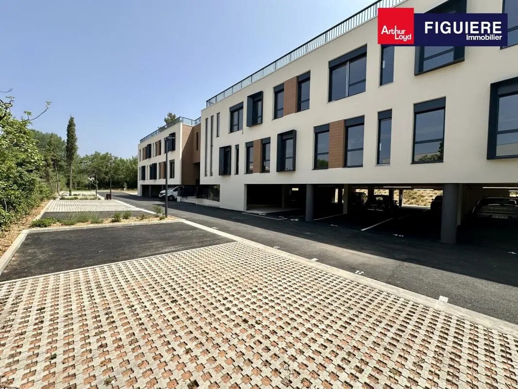 Office in Meyreuil for lease Building Photo- Image 1 of 16