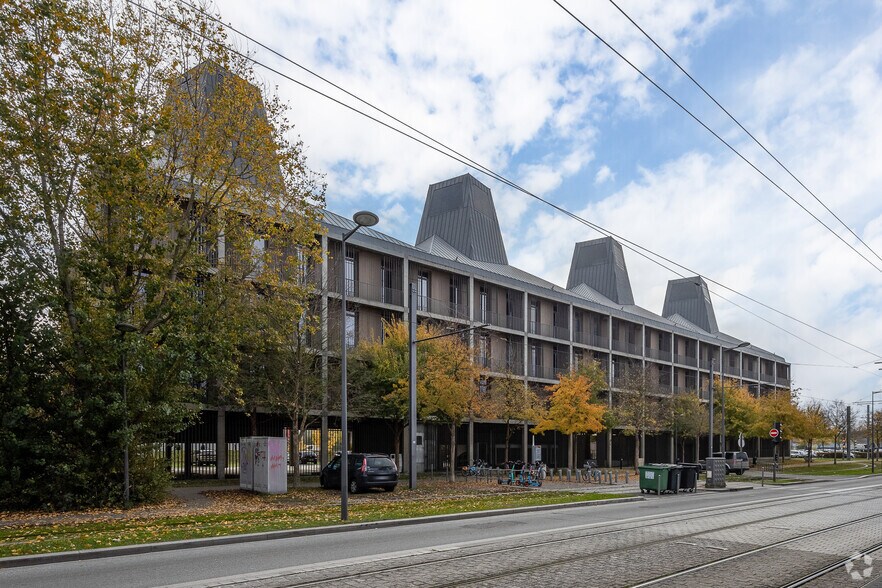 60 Rue Achard, Bordeaux for lease - Building Photo - Image 3 of 8