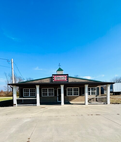 3805 S Limit Ave, Sedalia, MO for lease - Primary Photo - Image 1 of 8