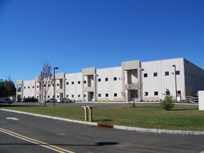 600 Hartle St, Sayreville, NJ for lease Interior Photo- Image 2 of 2