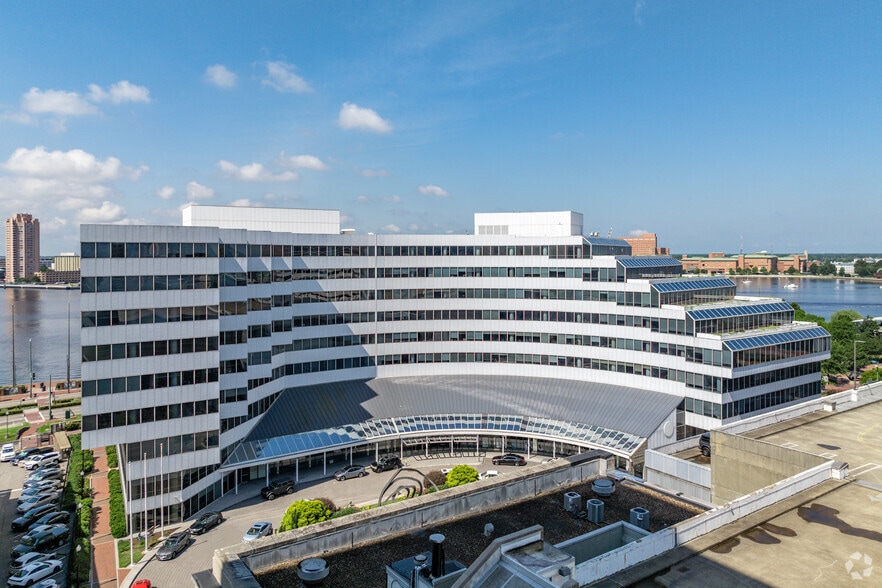 101 W Main St, Norfolk, VA for lease - Building Photo - Image 2 of 28