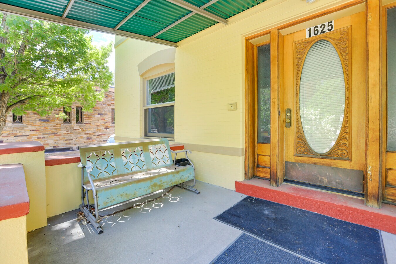 View Photo