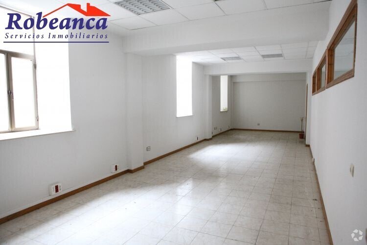 Plaza Del Rastro, 2, Ávila, Ávila for lease Interior Photo- Image 1 of 20