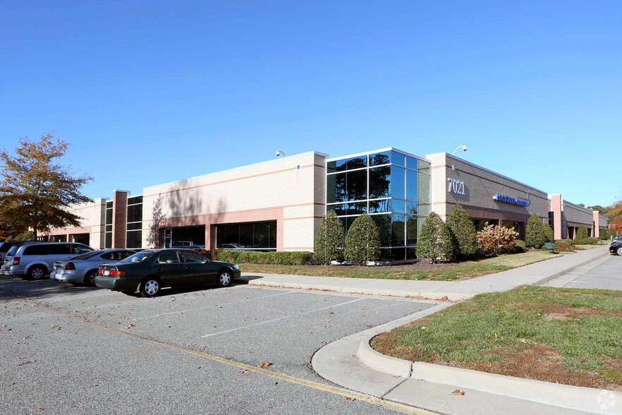 7021 Harbour View Blvd, Suffolk, VA for sale - Primary Photo - Image 1 of 1