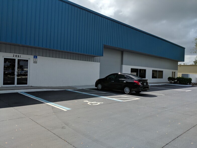 28512861 Electronics Dr, Melbourne, FL 32935 Electronics Drive