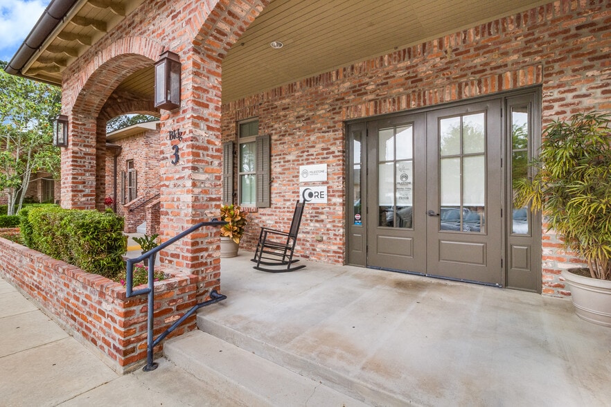 91 Settlers Trace Blvd, Lafayette, LA for sale - Building Photo - Image 2 of 15