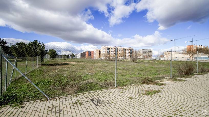 Calle Arroyo de la Bulera, 24, Madrid, Madrid for sale Primary Photo- Image 1 of 1