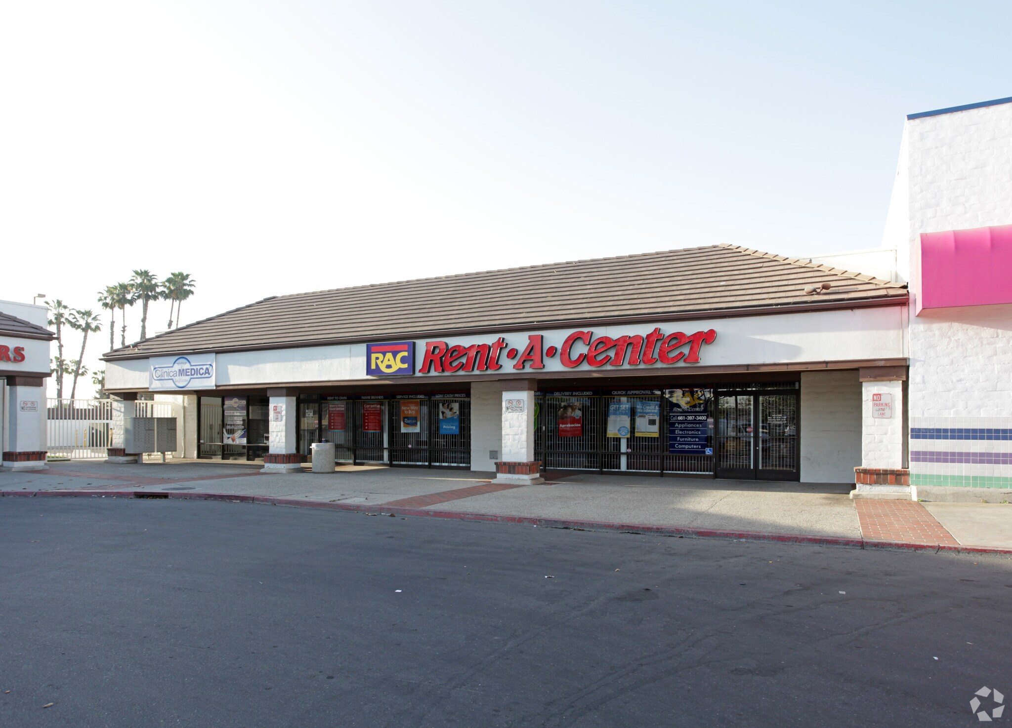 14911549 White Ln, Bakersfield, CA 93307 White Lane Plaza