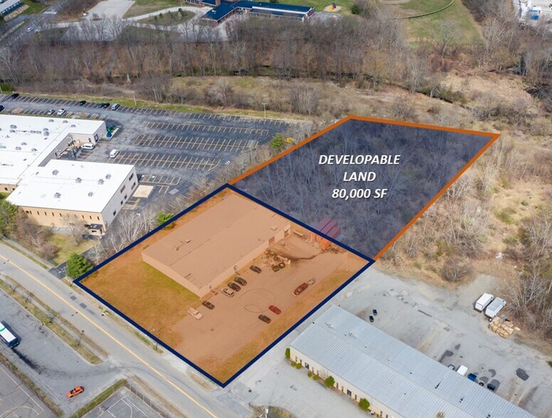 340 St, Worcester, MA 01605