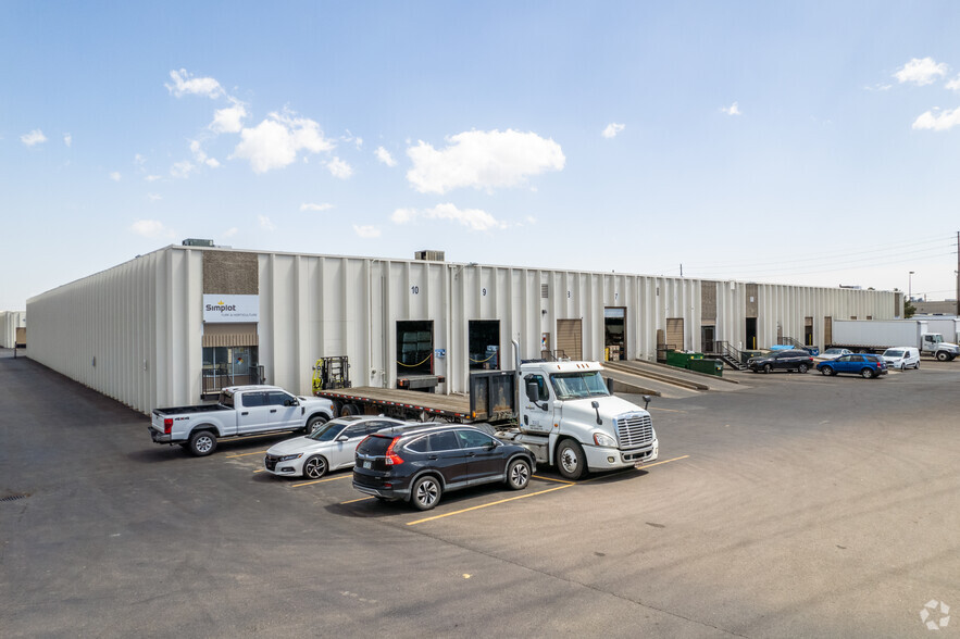 4195 Oneida St, Denver, CO for lease - Building Photo - Image 2 of 4