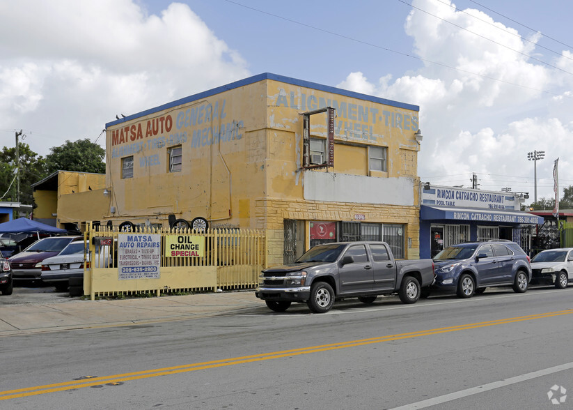 1027-1055 NW 36th St, Miami, FL for lease - Primary Photo - Image 1 of 11