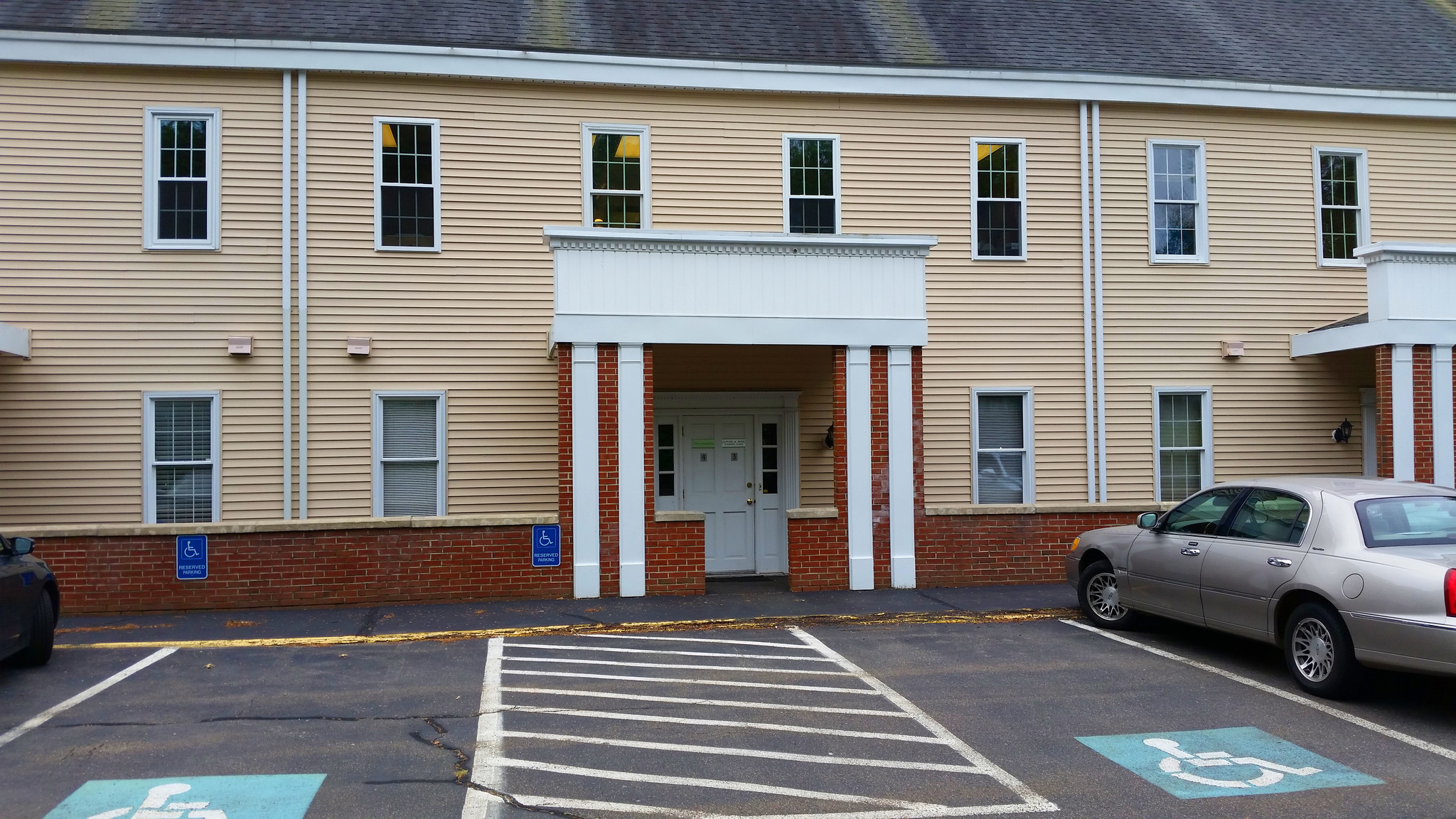 652 Boston Post Rd, Guilford, CT for sale Building Photo- Image 1 of 1