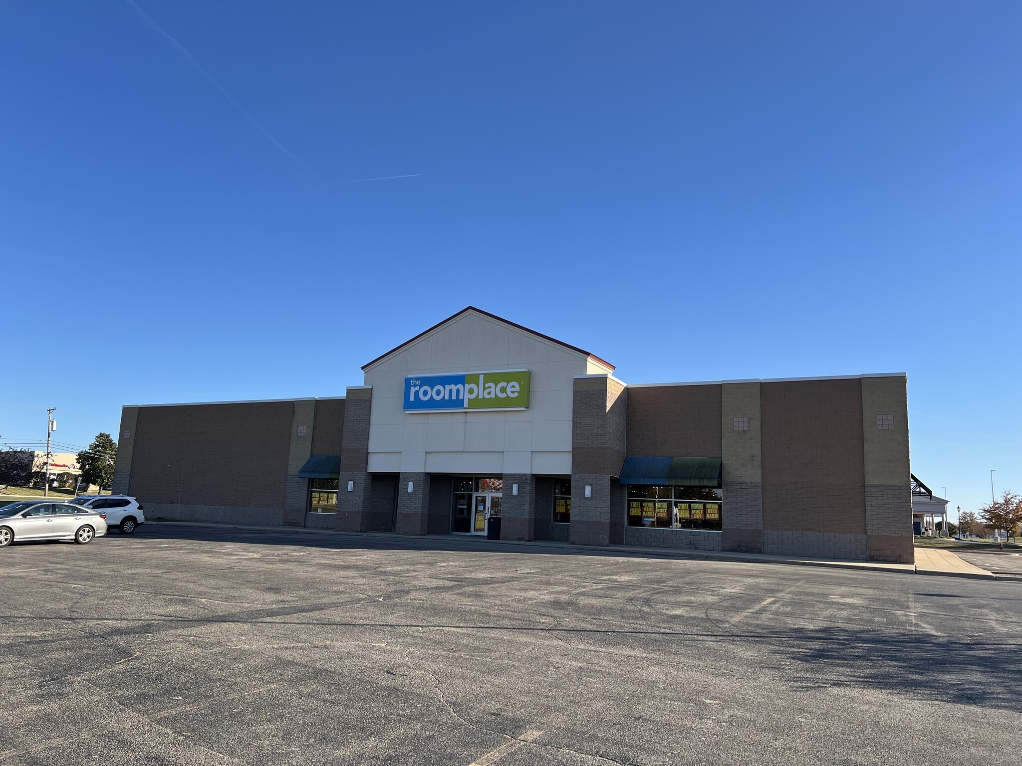 2221 N Richmond Rd, Mchenry, IL for lease Building Photo- Image 1 of 5