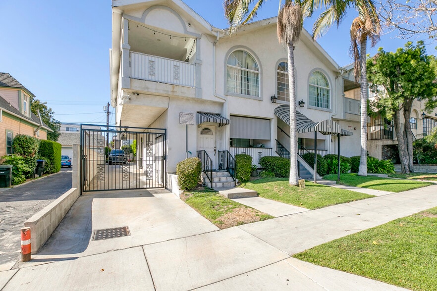 335-337 E Providencia Ave, Burbank, CA for sale - Building Photo - Image 2 of 26