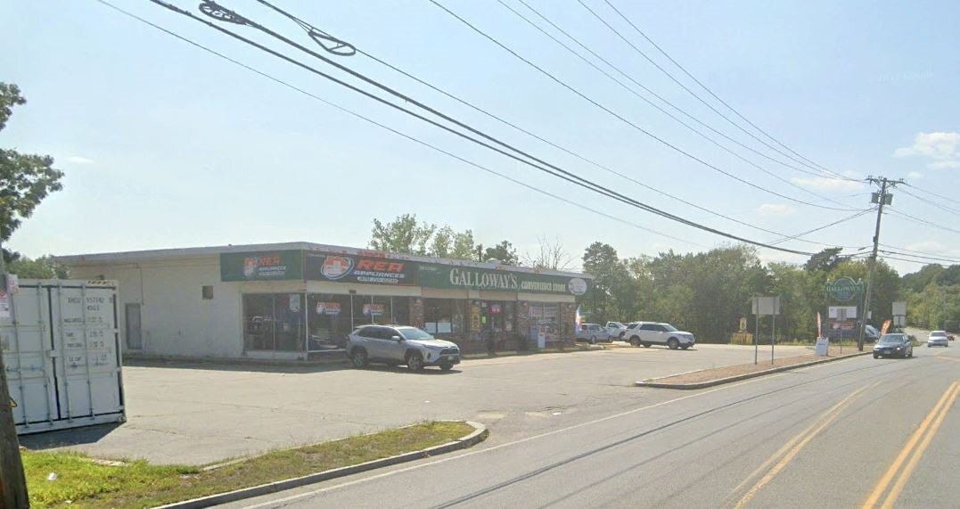 176 Pelham St, Methuen, MA for lease Building Photo- Image 1 of 7