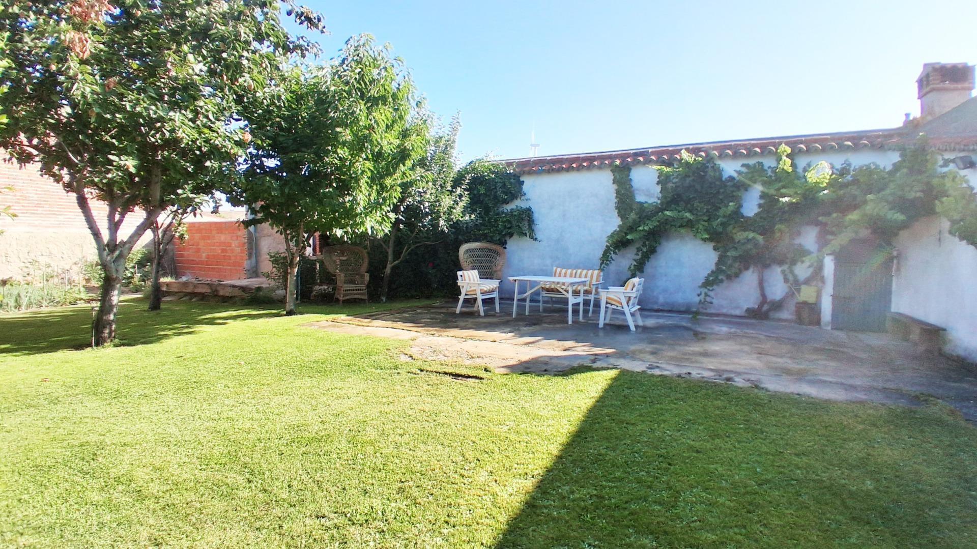 Land in Garcihernández for sale Building Photo- Image 1 of 19